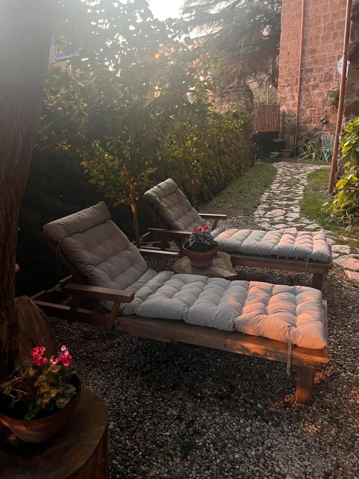 B&B Etruscan Garden Sutri Exterior foto